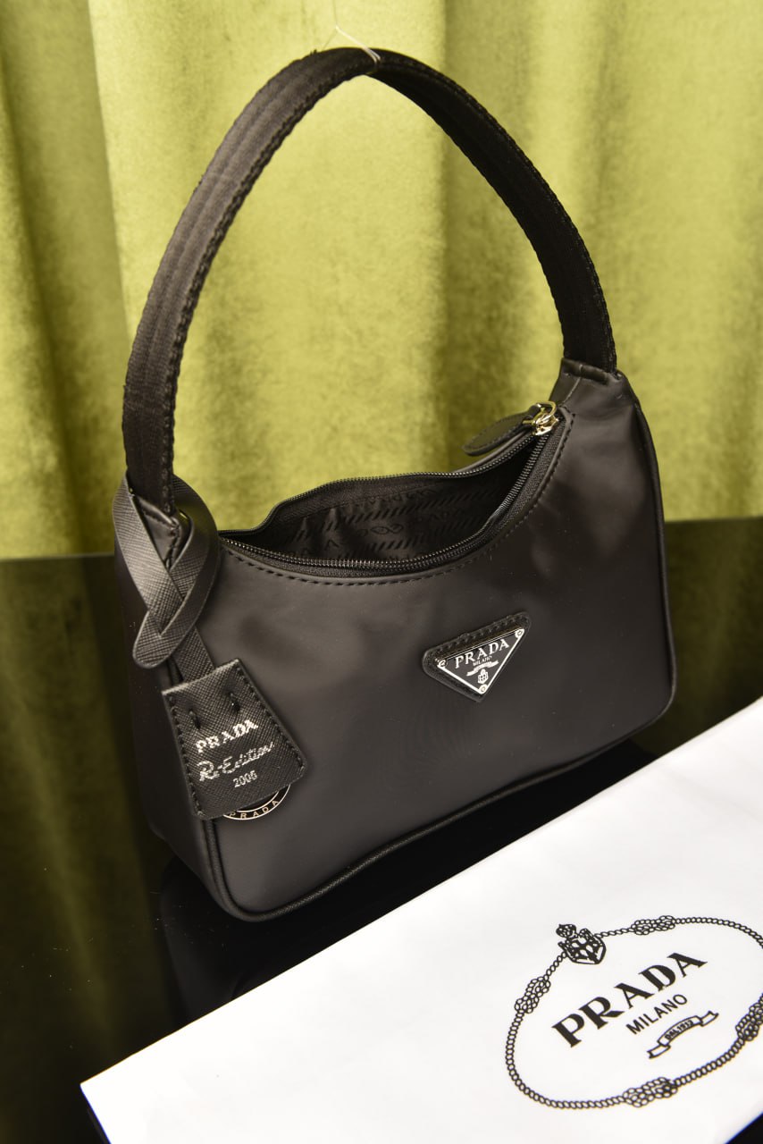 Re-Edition 2000 Nylon Mini Bag