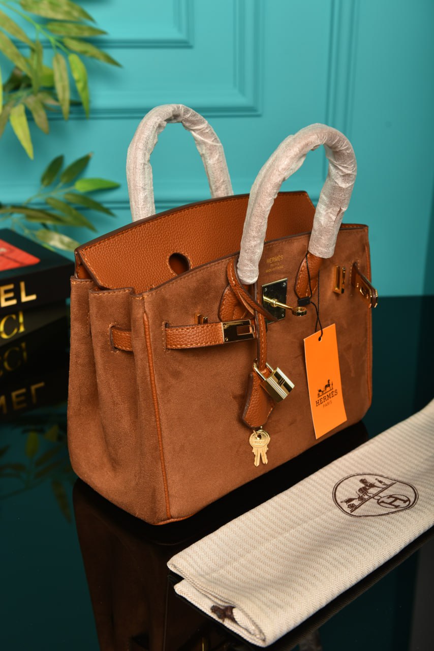 The Birkin 25’ Suede