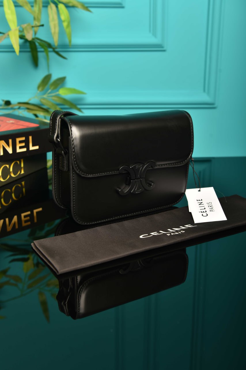 Classique Triomphe Bag in Shiny