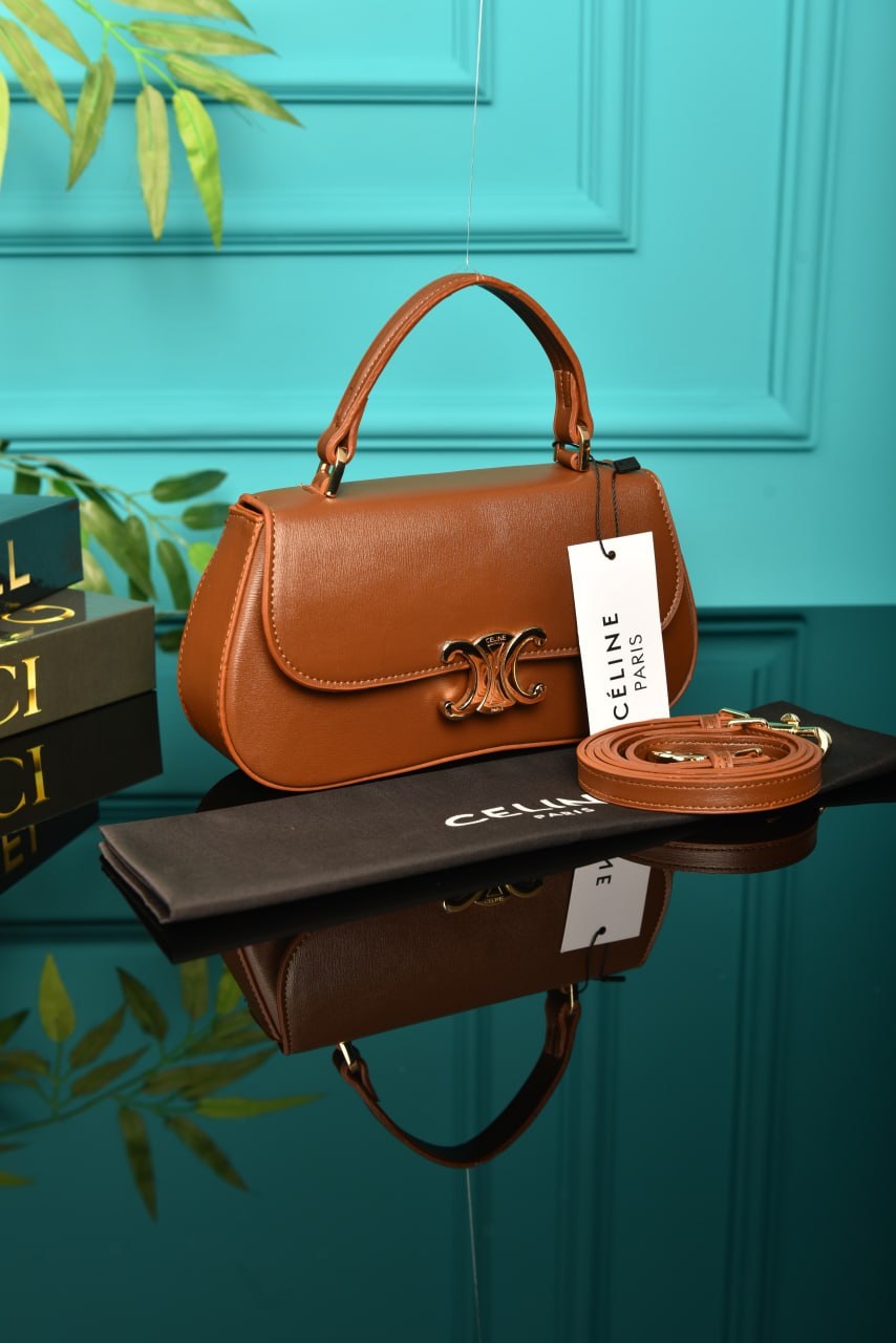 Lola in Shiny Calfskin