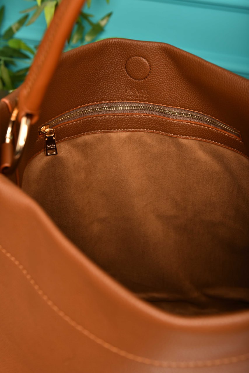 Large Leather Shoulder Bag